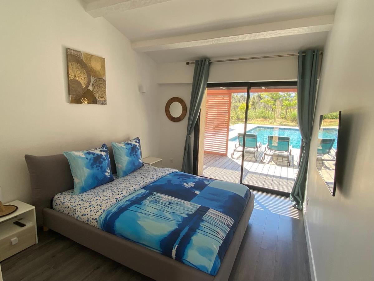 קוגולין Magnifique Villa Avec Piscine Au Coeur Des Vignes מראה חיצוני תמונה