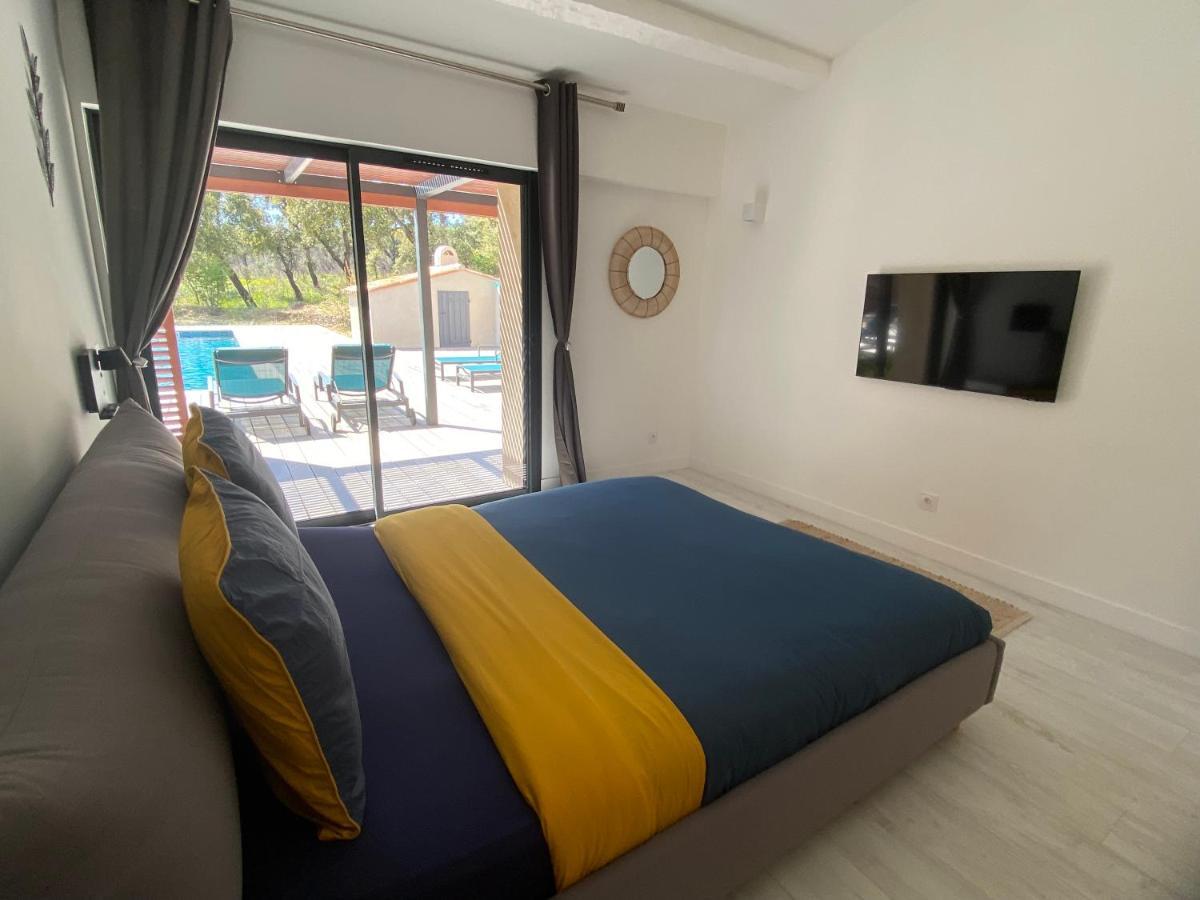 קוגולין Magnifique Villa Avec Piscine Au Coeur Des Vignes מראה חיצוני תמונה