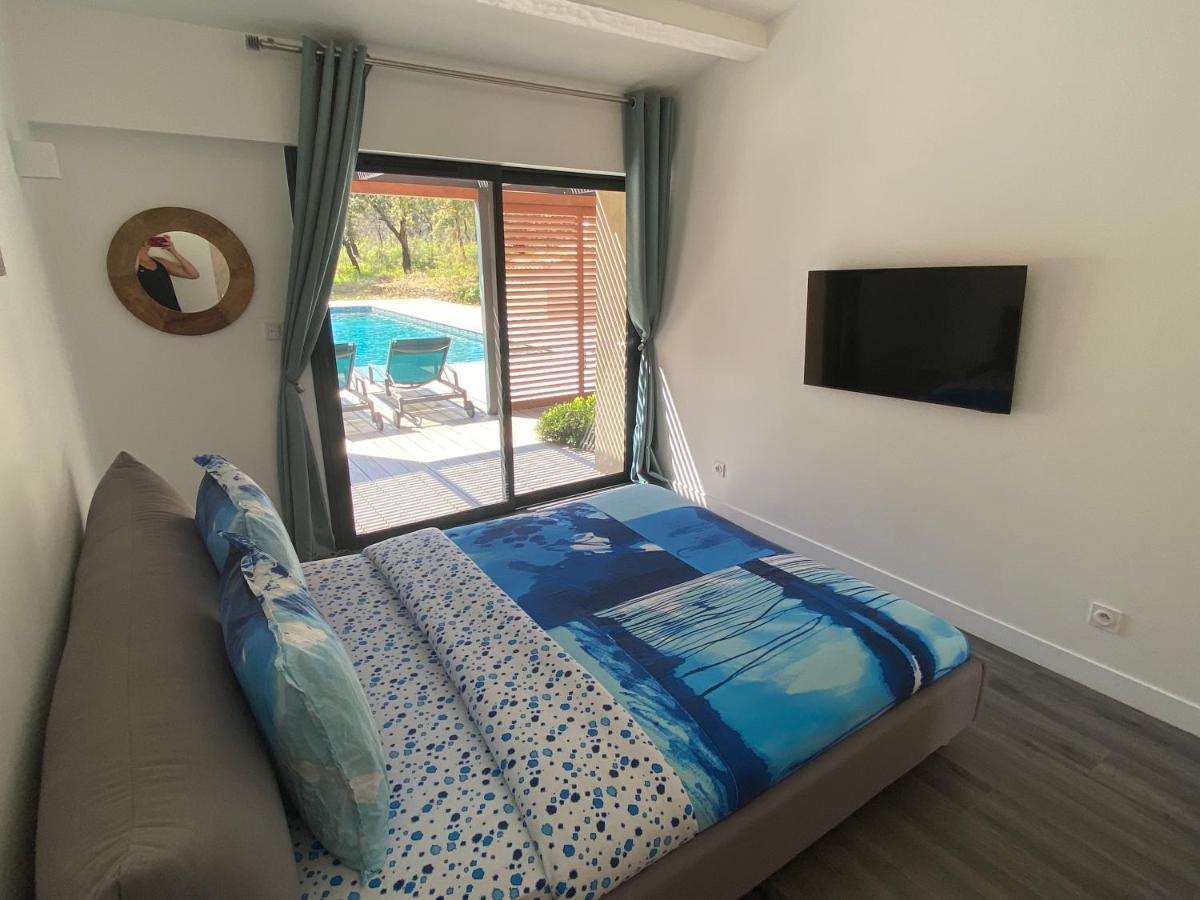 קוגולין Magnifique Villa Avec Piscine Au Coeur Des Vignes מראה חיצוני תמונה