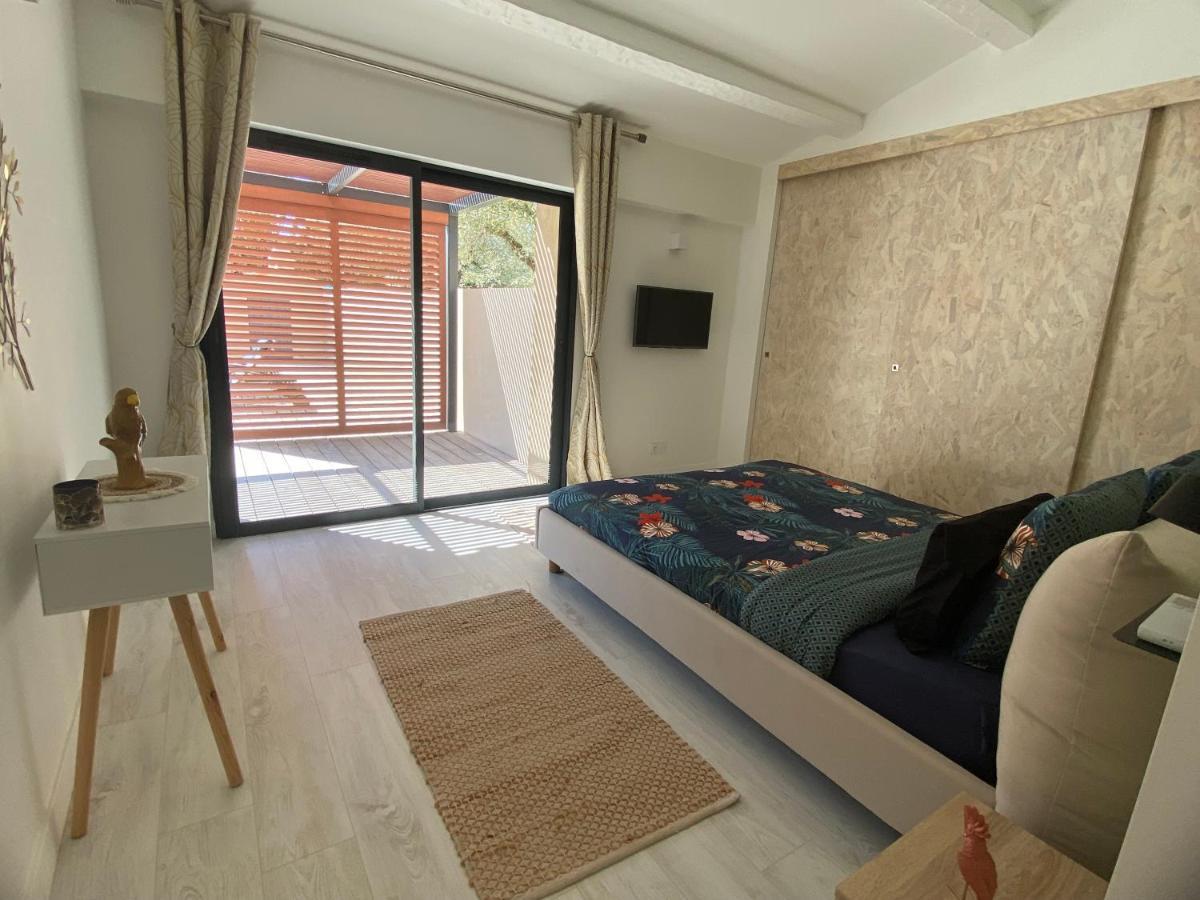 קוגולין Magnifique Villa Avec Piscine Au Coeur Des Vignes מראה חיצוני תמונה